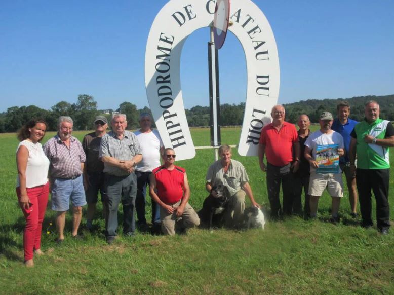 Sarthe : aux courses hippiques de Château-du-Loir, « pas besoin d'être connaisseur pour jouer ! »