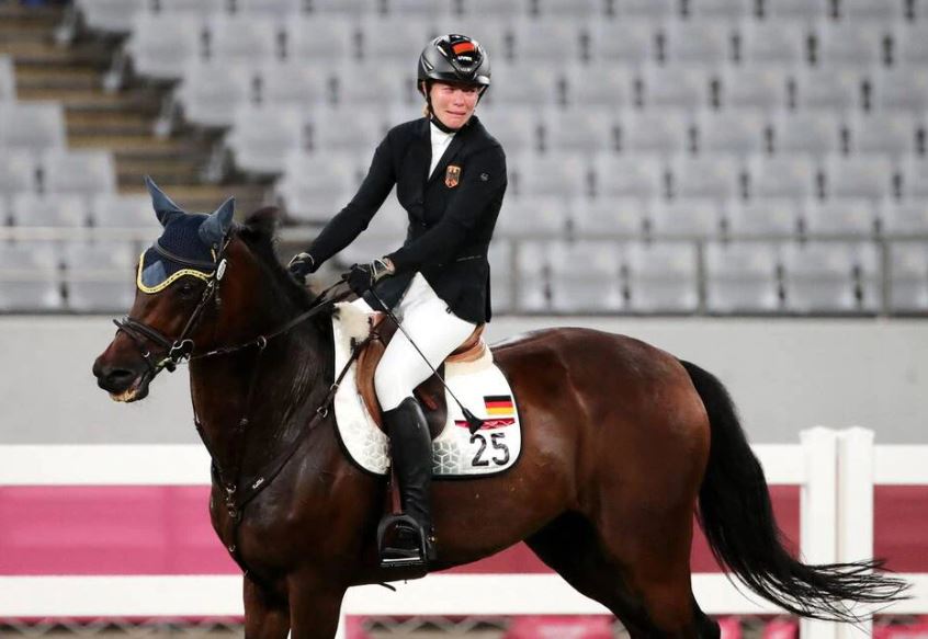 JO. Après le refus d’obstacle d’un cheval ayant coûté un titre, le pentathlon va changer ses règles