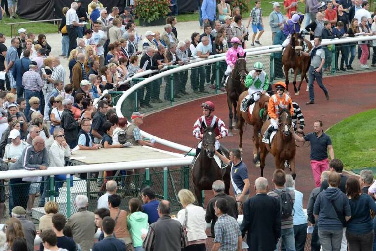 Les Trois Glorieuses, le grand rendez-vous hippique de la Mayenne, a lieu ce week-end