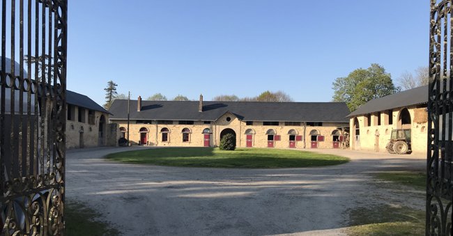 Une écurie de galopeurs à louer dans le Sud-Mayenne