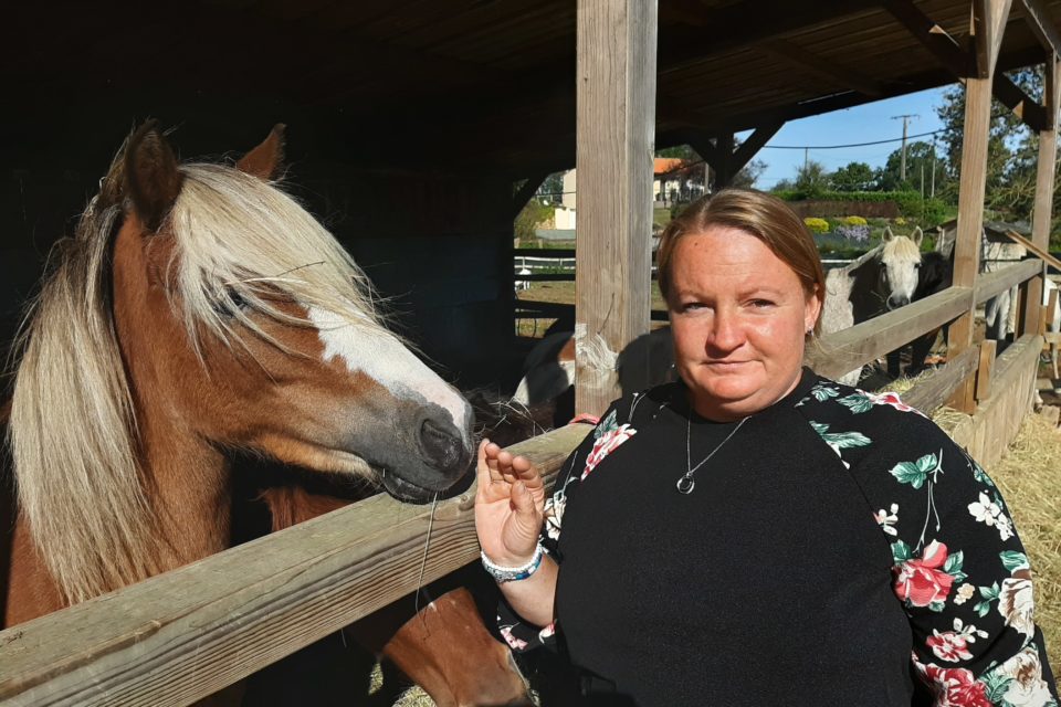 Vendée : son poney mutilé, Mélanie refuse le classement sans suite de l'enquête
