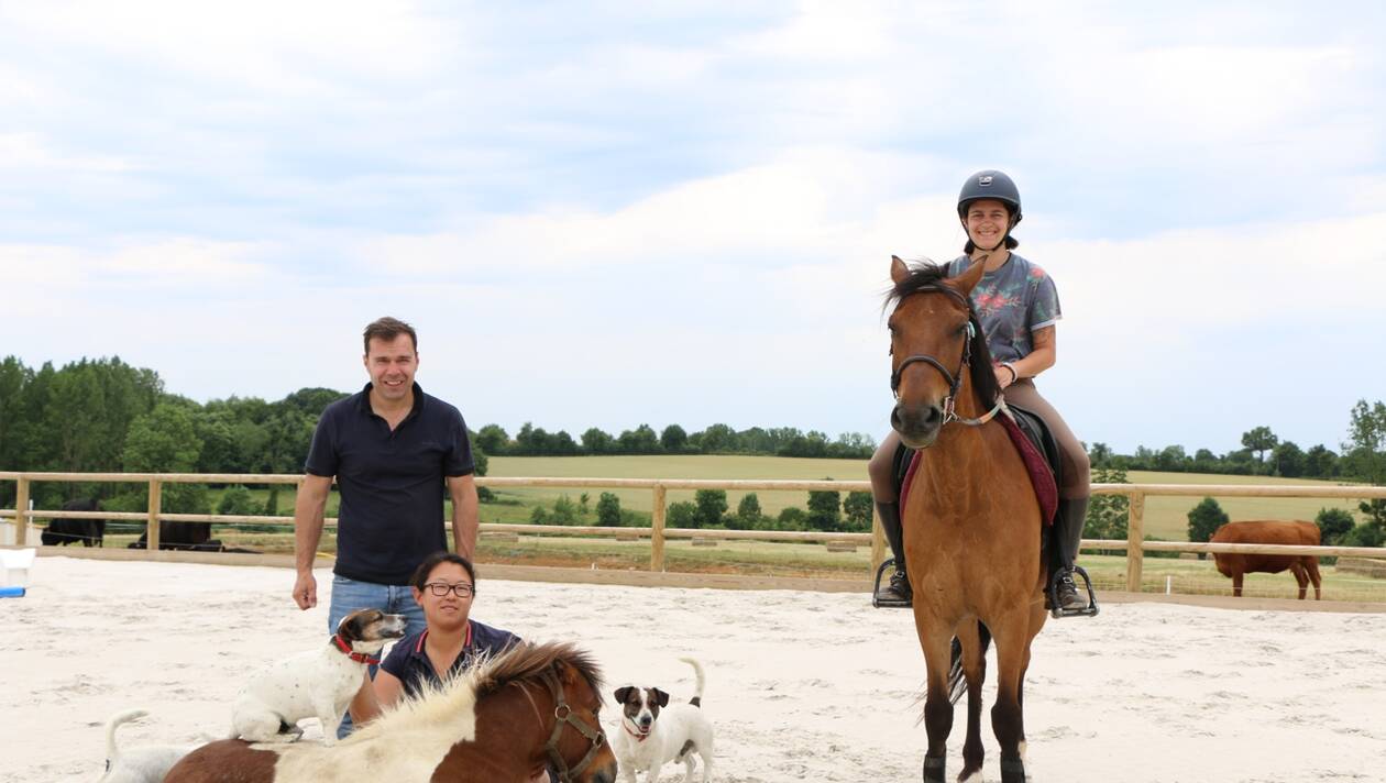 Les Herbiers. Au domaine équestre, elle monte sa sellerie